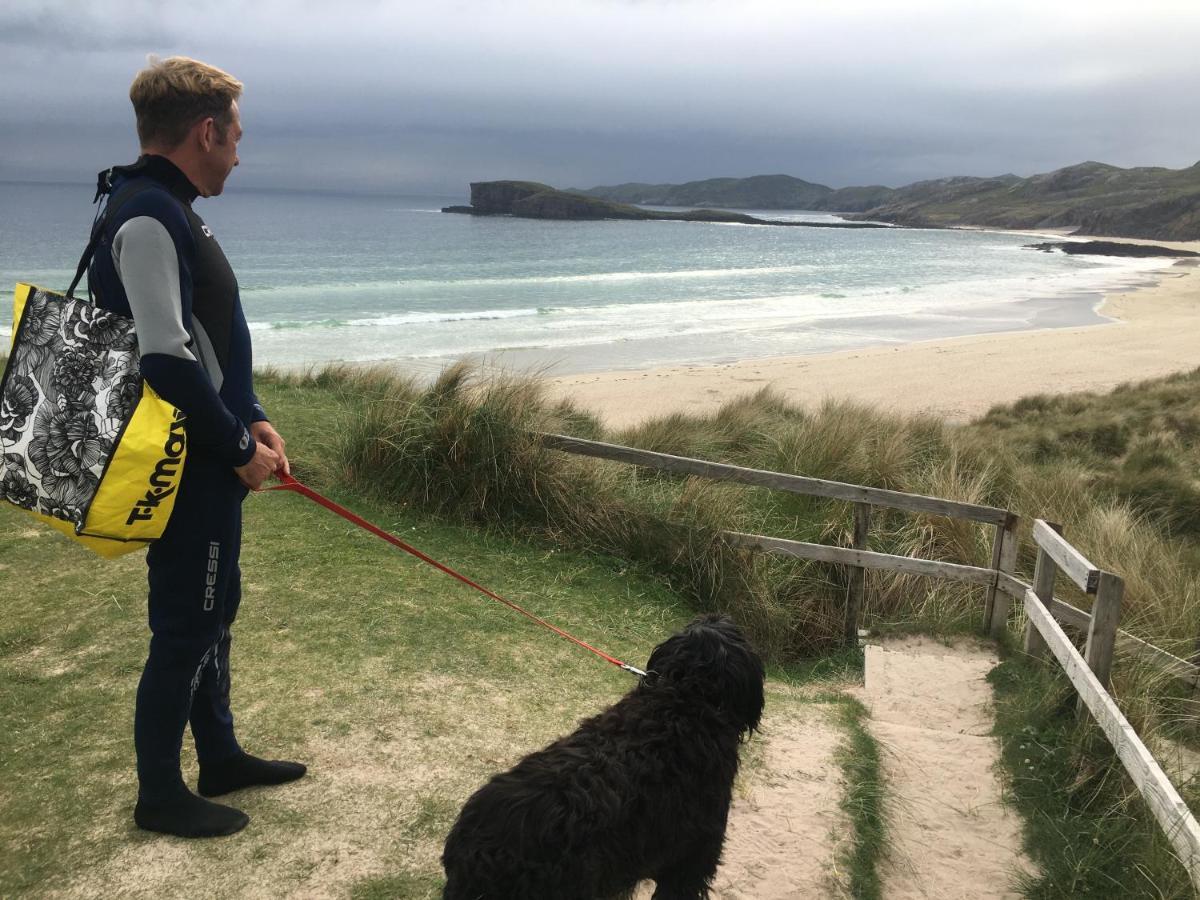 Eco Crofters Wagon By The Beach Oldshoremore Exterior foto