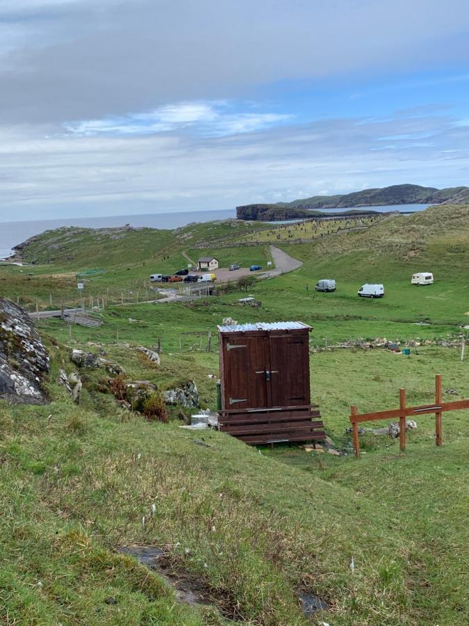 Eco Crofters Wagon By The Beach Oldshoremore Exterior foto